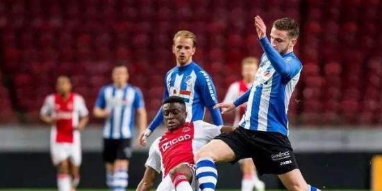 龙就是其中 龙就是其中