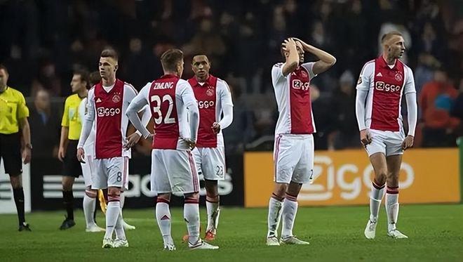 球队在许多 球队在许多