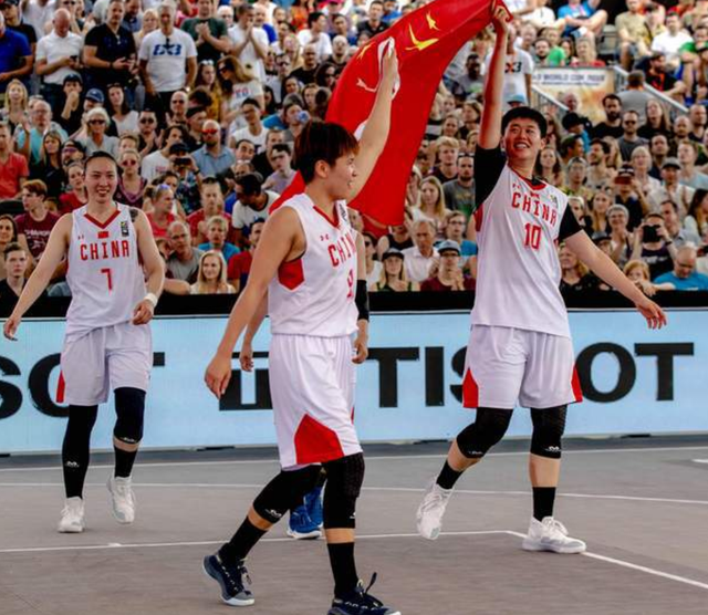 往往出现两 往往出现两