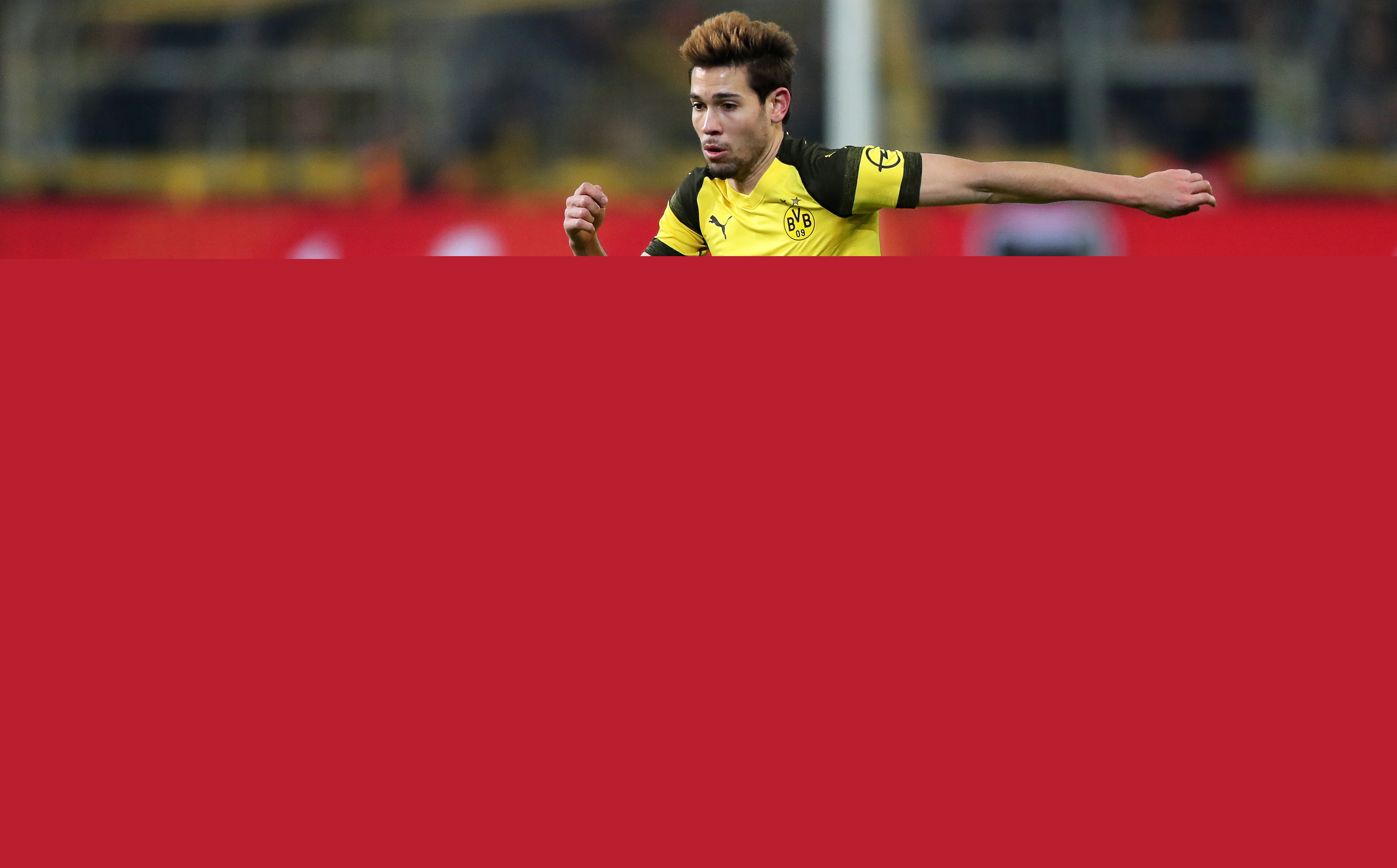 索帅：我执教曼联时成绩其实不错 穆帅说得对挪威教头索尔斯克亚执教贝西克塔斯，称其为“家人”，强调执教曼联的艰难，但认为最终成绩不错。