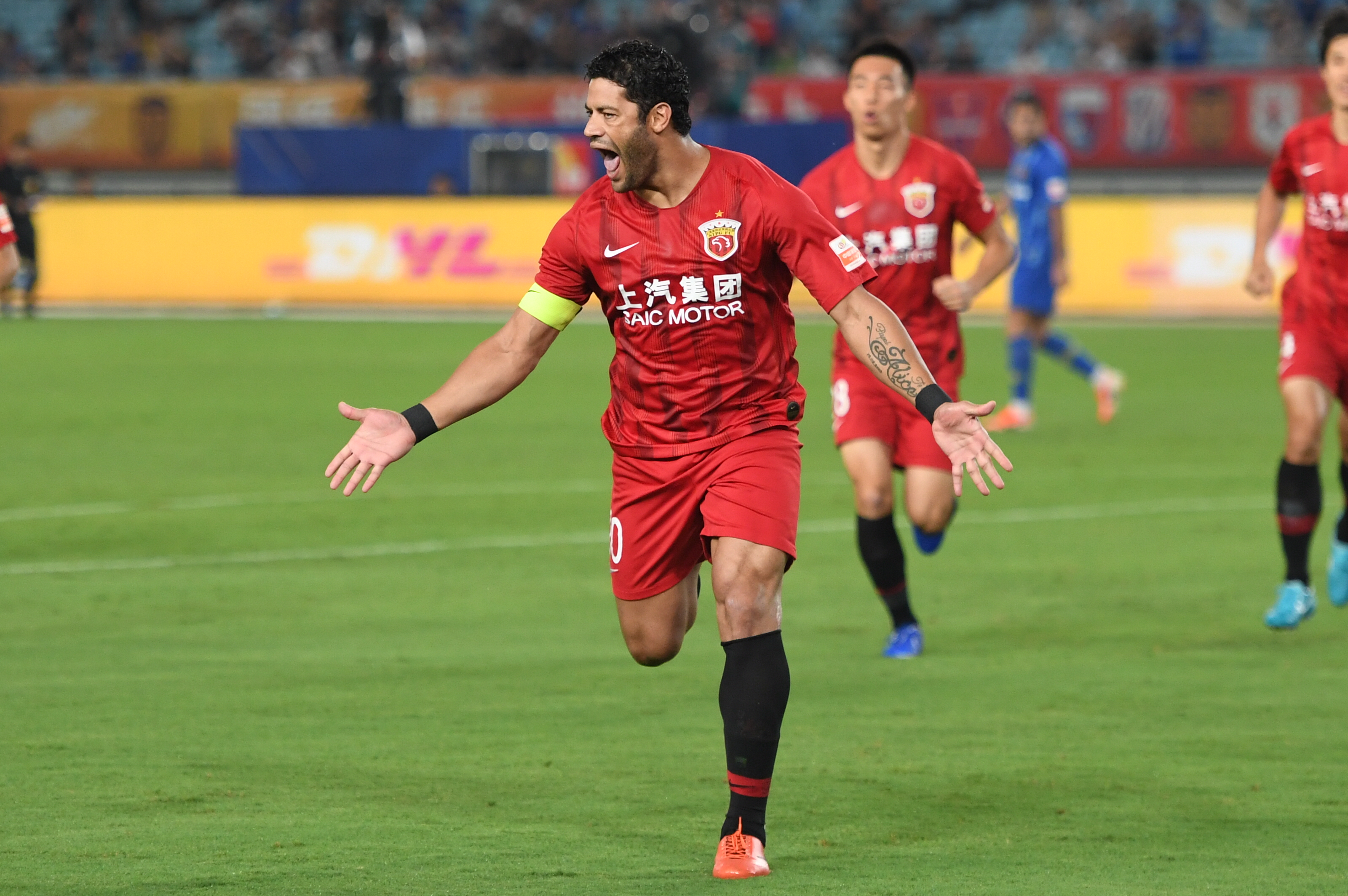 某年贵阳举 某年贵阳举